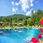 Kolmhof 4*