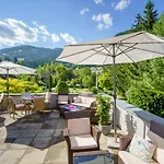 Hotell Kolmhof 4*