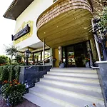 Kolmhof Hotell 4*