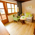 Hotell Kolmhof 4*