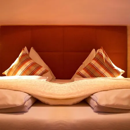 Hotell Kolmhof 4*