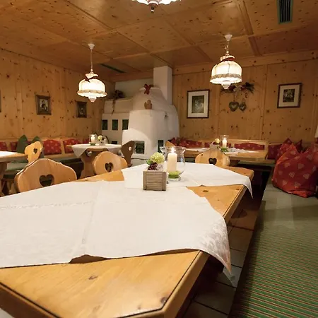 Kolmhof Hotell 4*