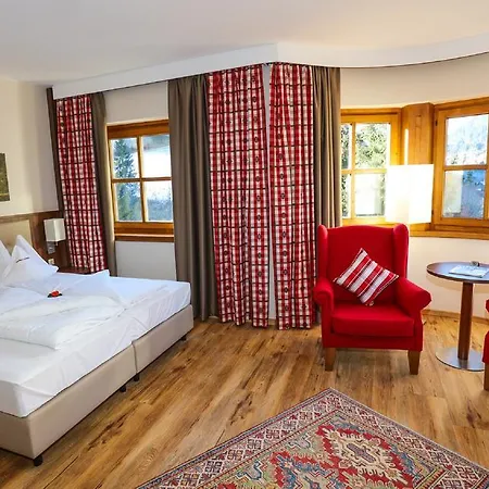 Kolmhof Hotell 4*
